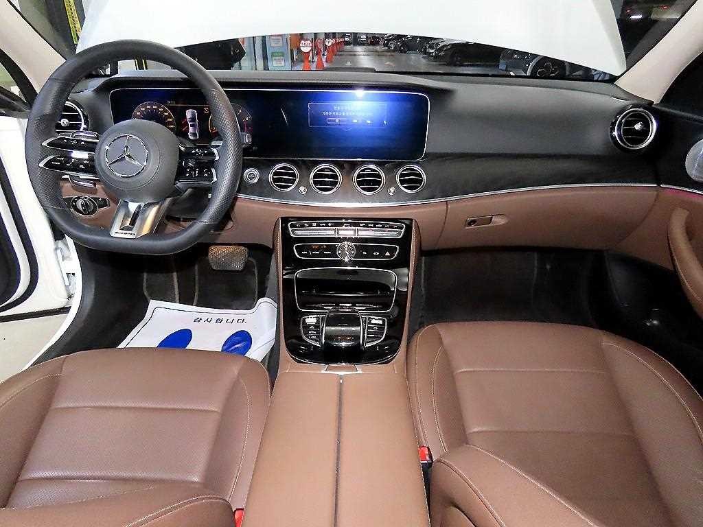 벤츠 E 클래스 E-클래스 W213 E300 아방가르드 이미지 10