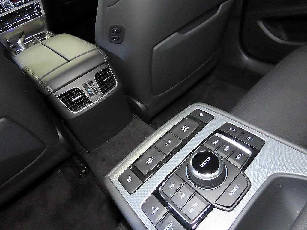 제네시스 G80 3.3 GDI AWD 럭셔리 이미지 18