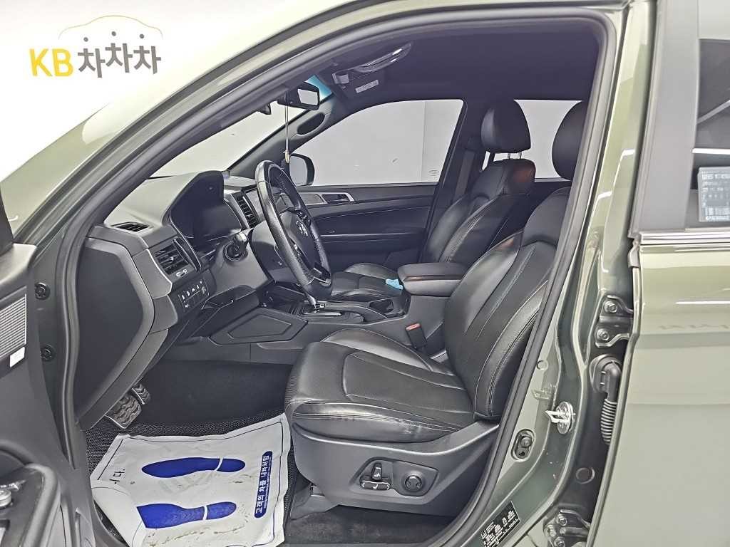 KG모빌리티(쌍용) 렉스턴 더 뉴 렉스턴 스포츠 칸 디젤 2.2 4WD 노블레스 이미지 11