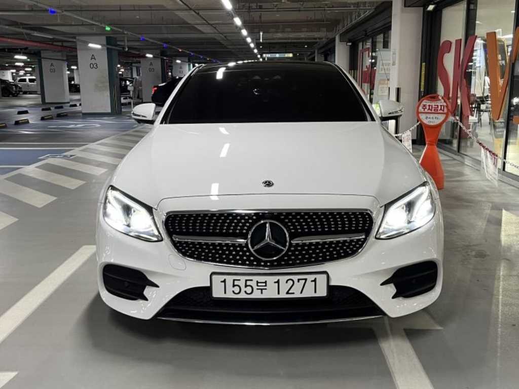 벤츠 E 클래스 E-클래스 W213 E300 4MATIC AMG LINE 이미지 2