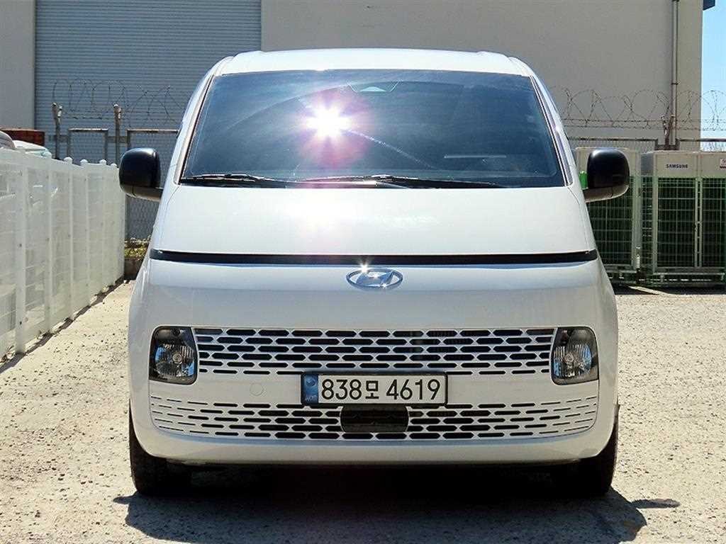 현대 스타리아 2WD 디젤 카고 스마트 3인승 이미지 1