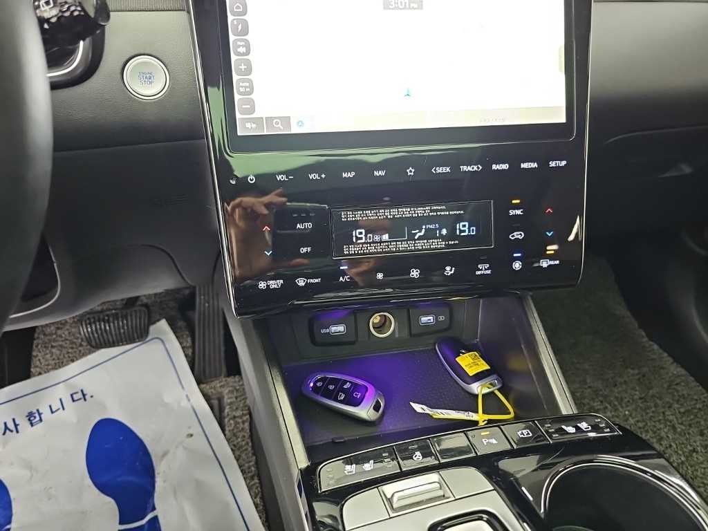 현대 투싼 투싼 하이브리드(NX4) 2WD 프리미엄 이미지 10