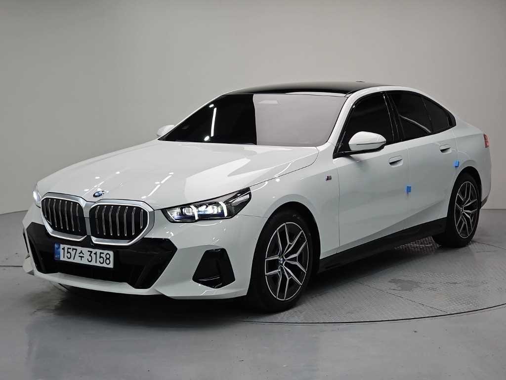 BMW 5시리즈 5시리즈 (G60) 520i M 스포츠 이미지 1