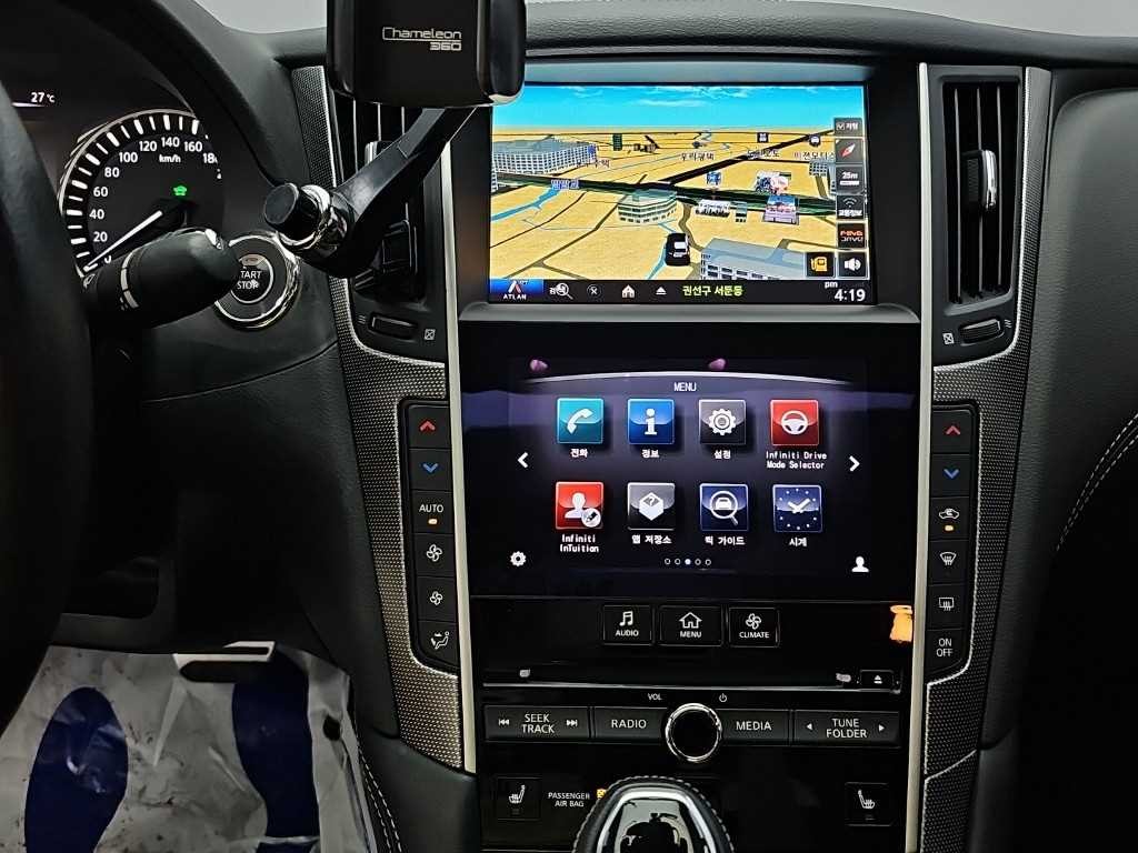 인피니티 Q Q50 3.5 하이브리드 블루 스포츠 센서리 이미지 10