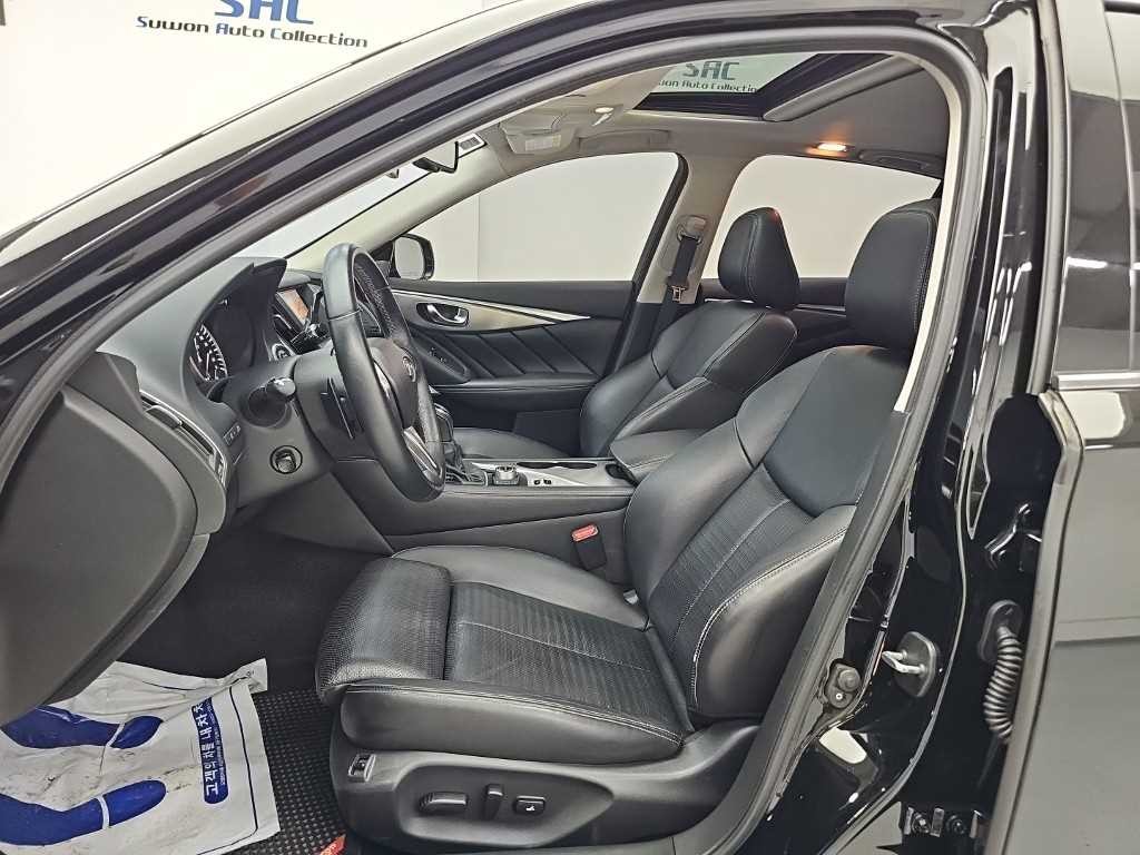 인피니티 Q Q50 3.5 하이브리드 블루 스포츠 센서리 이미지 11
