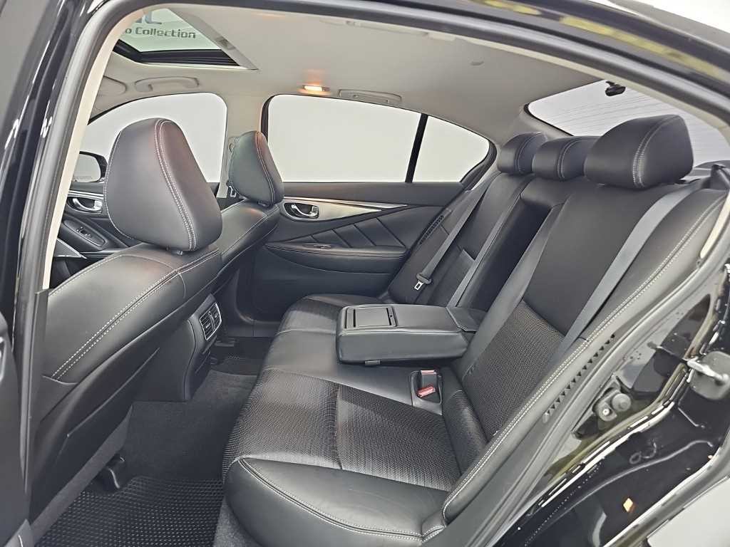 인피니티 Q Q50 3.5 하이브리드 블루 스포츠 센서리 이미지 12