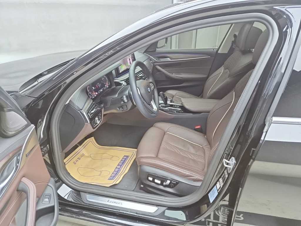 BMW 5시리즈 5시리즈 (G30) 530i 럭셔리 이미지 5