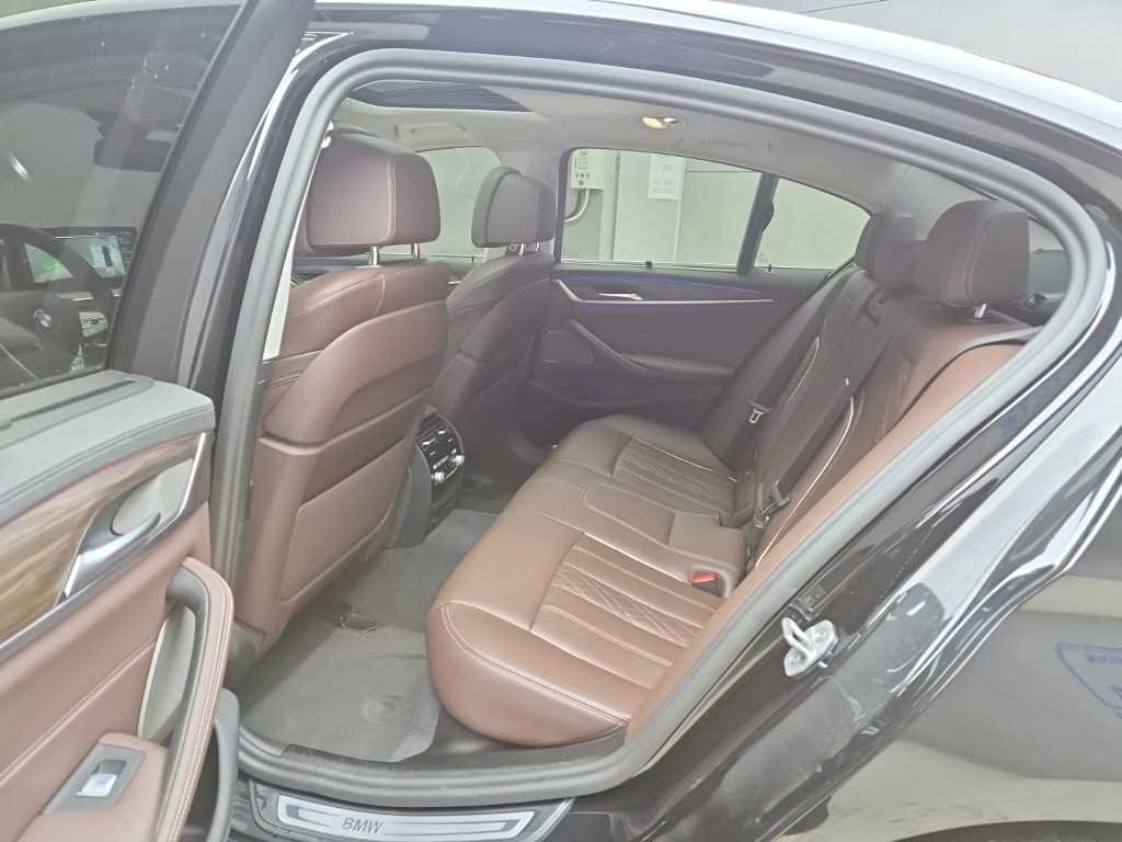 BMW 5시리즈 5시리즈 (G30) 530i 럭셔리 이미지 6