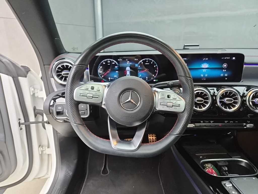 벤츠 CLA 클래스 CLA클래스 C118 CLA 250 4MATIC 이미지 9