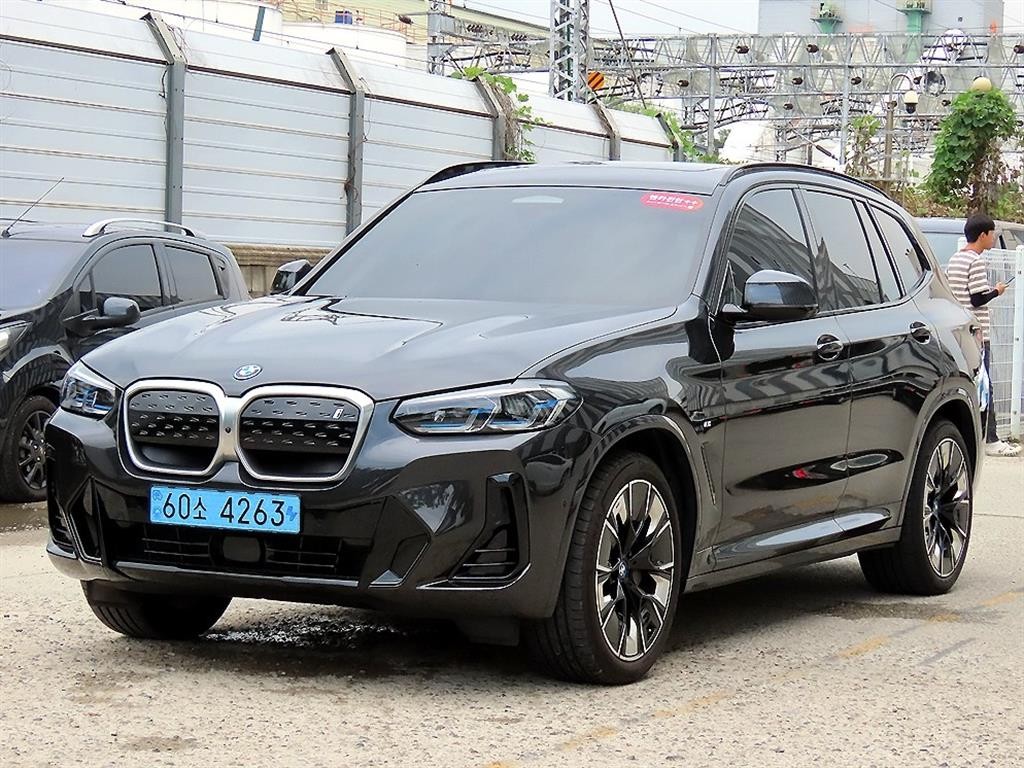 BMW iX3 iX3 (G08) M 스포츠 이미지 2