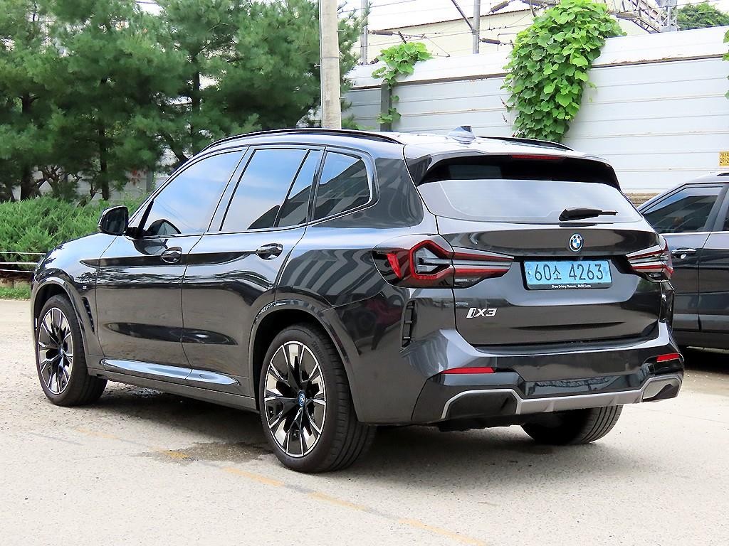 BMW iX3 iX3 (G08) M 스포츠 이미지 3