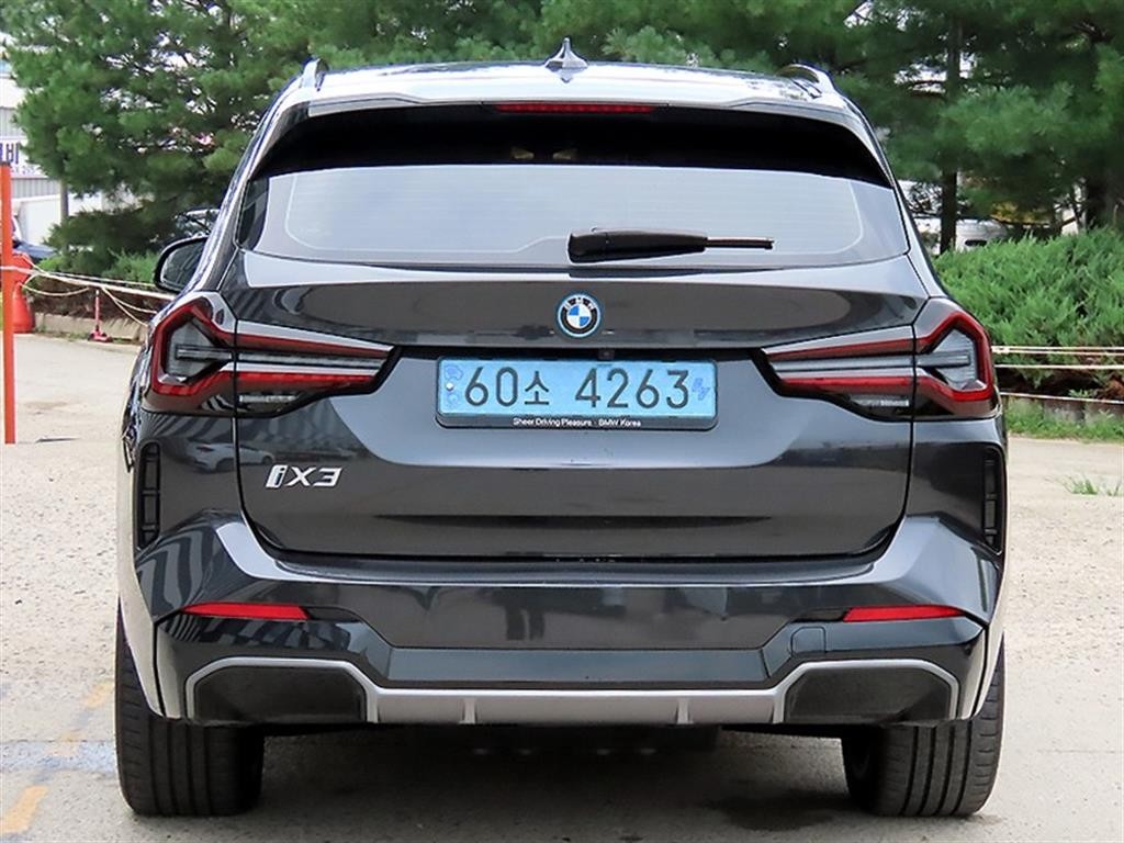 BMW iX3 iX3 (G08) M 스포츠 이미지 4