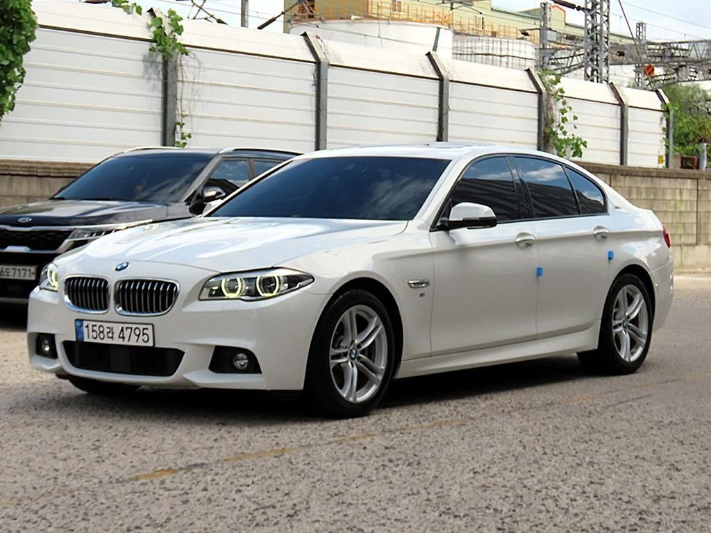 BMW 5시리즈 5시리즈 (F10) 520d M 에어로다이나믹 프로 이미지 2