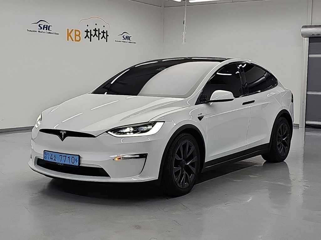 테슬라 모델 X AWD 이미지 1