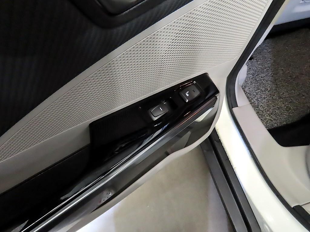 KG모빌리티(쌍용) 티볼리 베리 뉴 티볼리 2WD 가솔린 1.5 V5 이미지 16