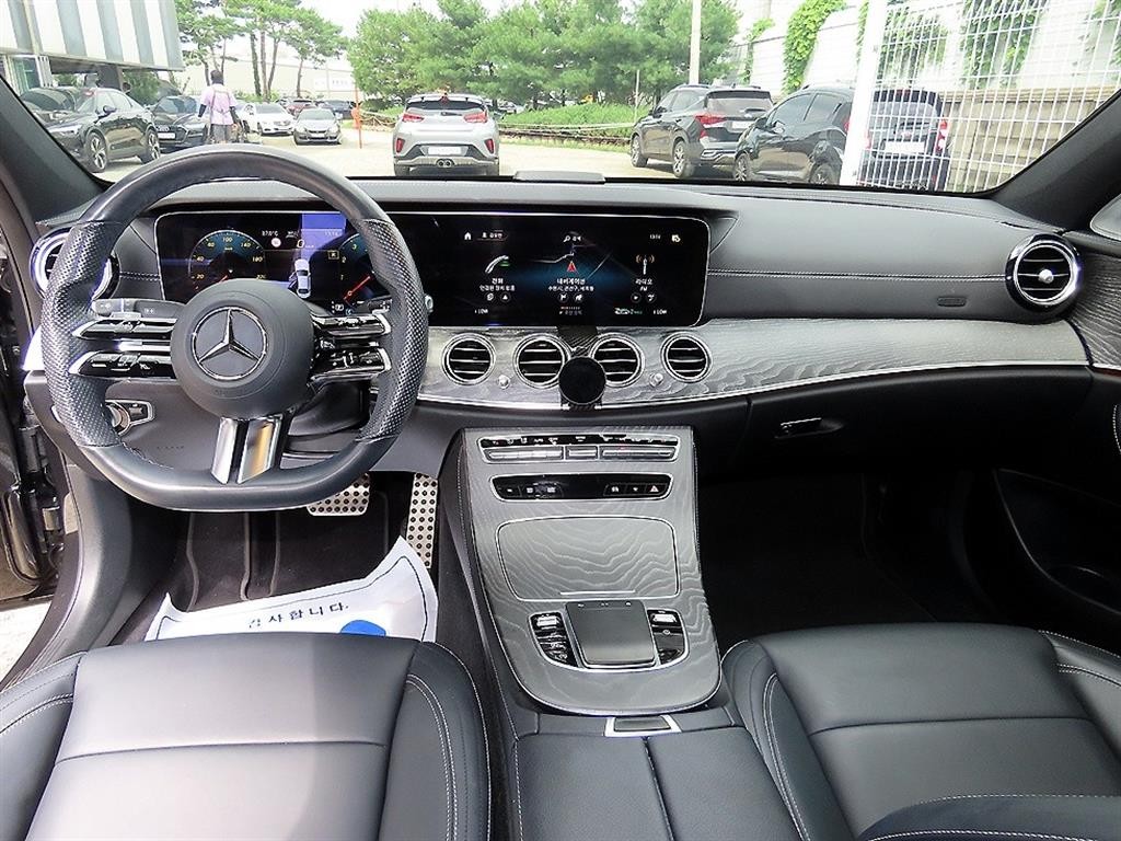 벤츠 E 클래스 E-클래스 W213 E350 4MATIC AMG LINE 이미지 7