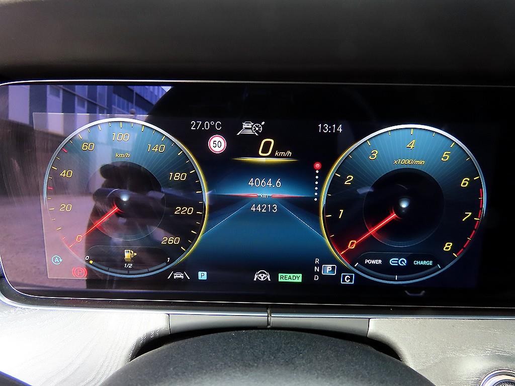 벤츠 E 클래스 E-클래스 W213 E350 4MATIC AMG LINE 이미지 9