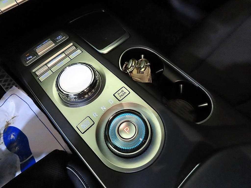 제네시스 GV70 2.5T 가솔린 2WD 이미지 12