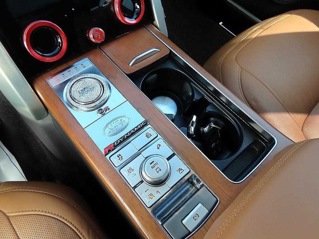 랜드로버 레인지로버 레인지로버 4세대 5.0 SC VOGUE SE LWB 이미지 11