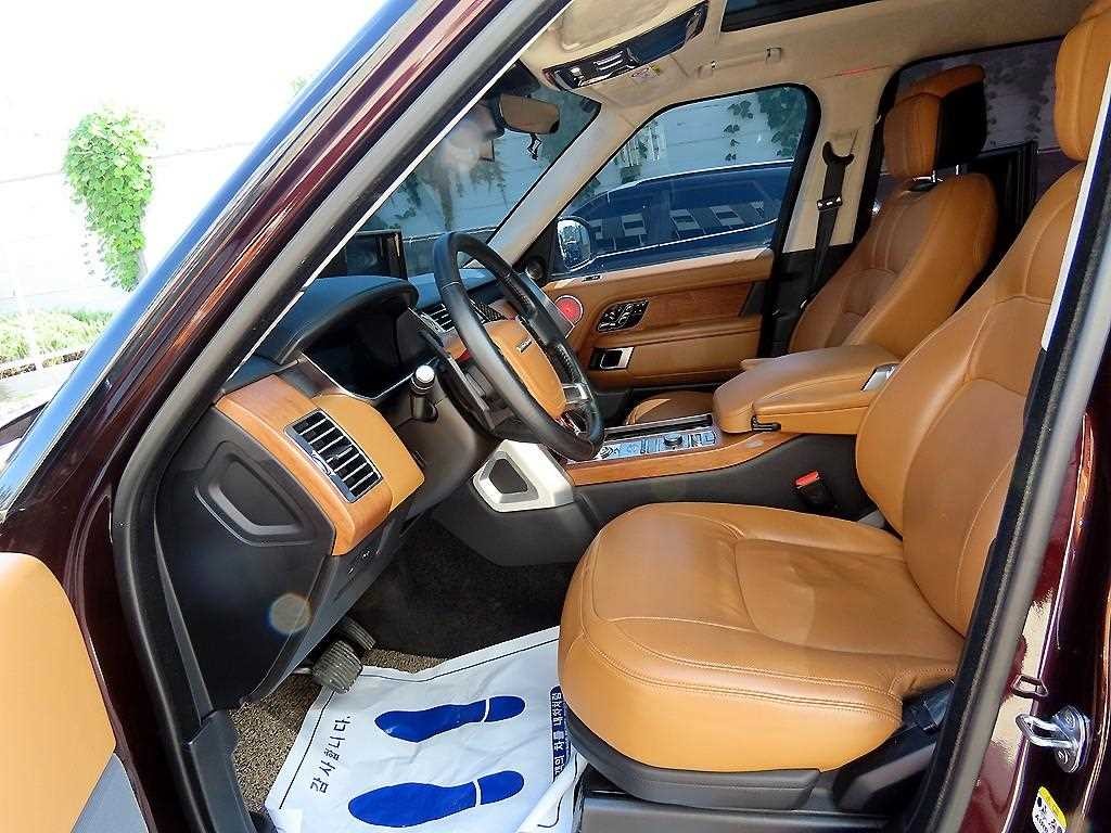 랜드로버 레인지로버 레인지로버 4세대 5.0 SC VOGUE SE LWB 이미지 5