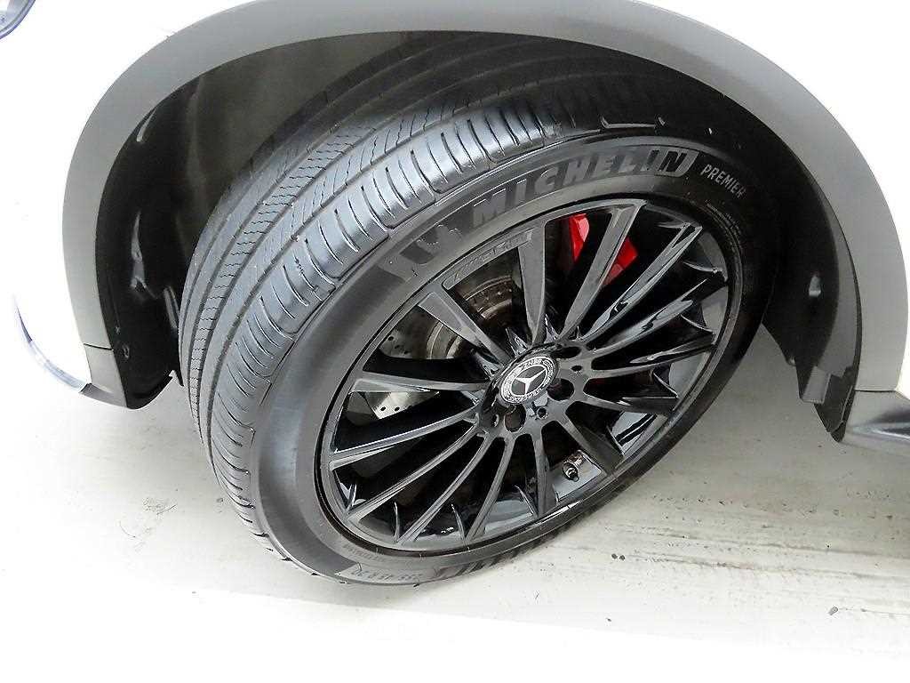 벤츠 GLC 클래스 GLC클래스 X253 GLC 220 d 4MATIC 프리미엄 쿠페 이미지 19