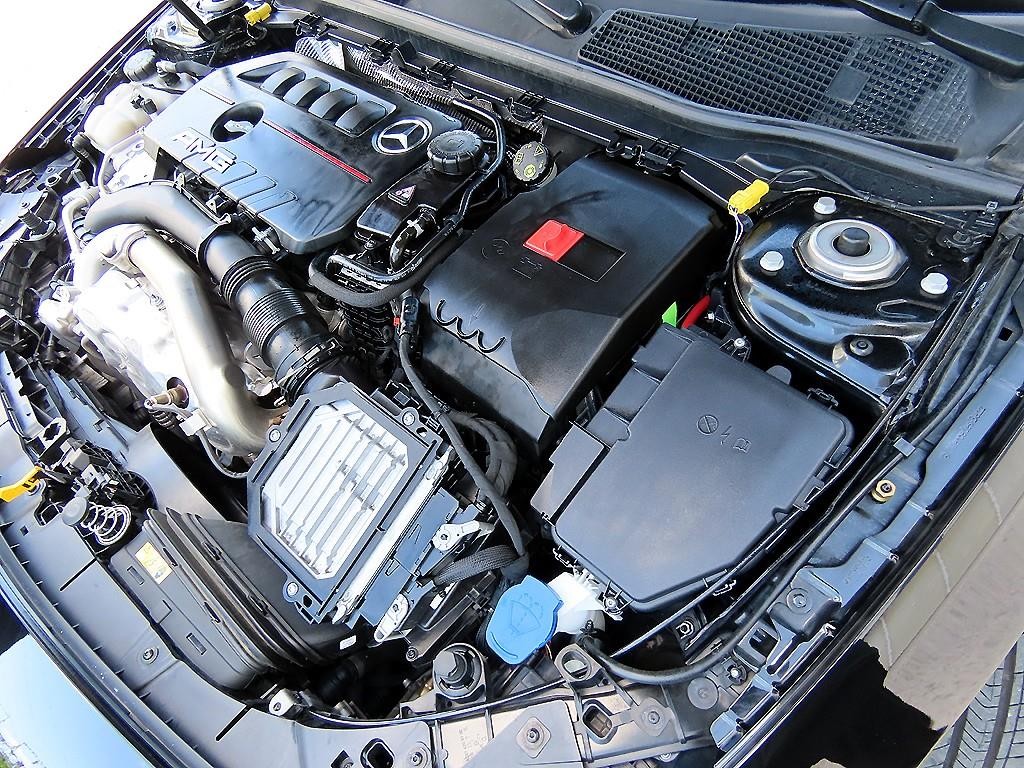 벤츠 A 클래스 A클래스 W177 AMG A35 4MATIC 세단 이미지 18