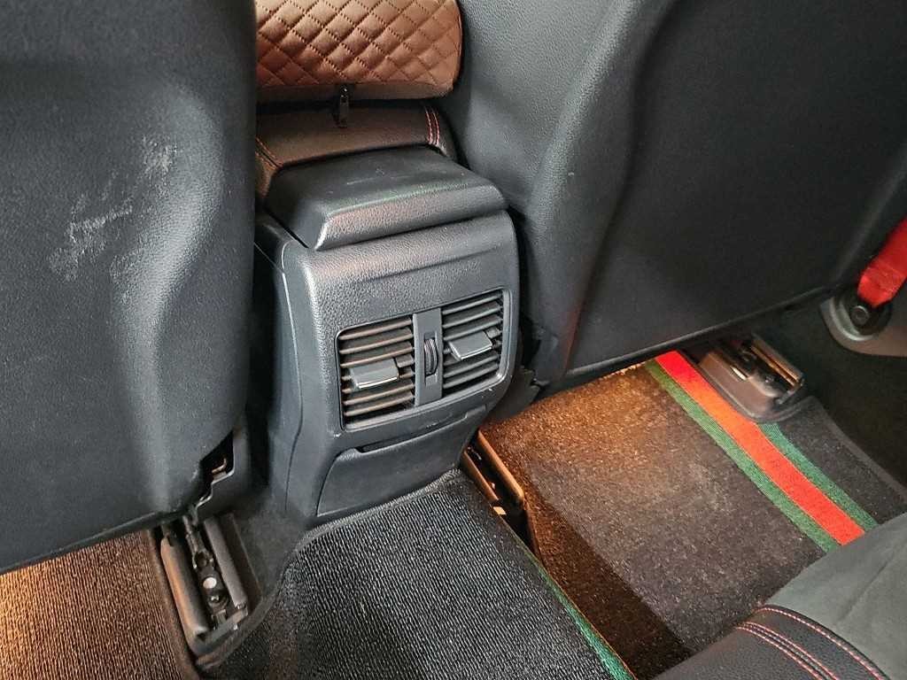 벤츠 A 클래스 A클래스 W176 A45 AMG 4MATIC 이미지 13