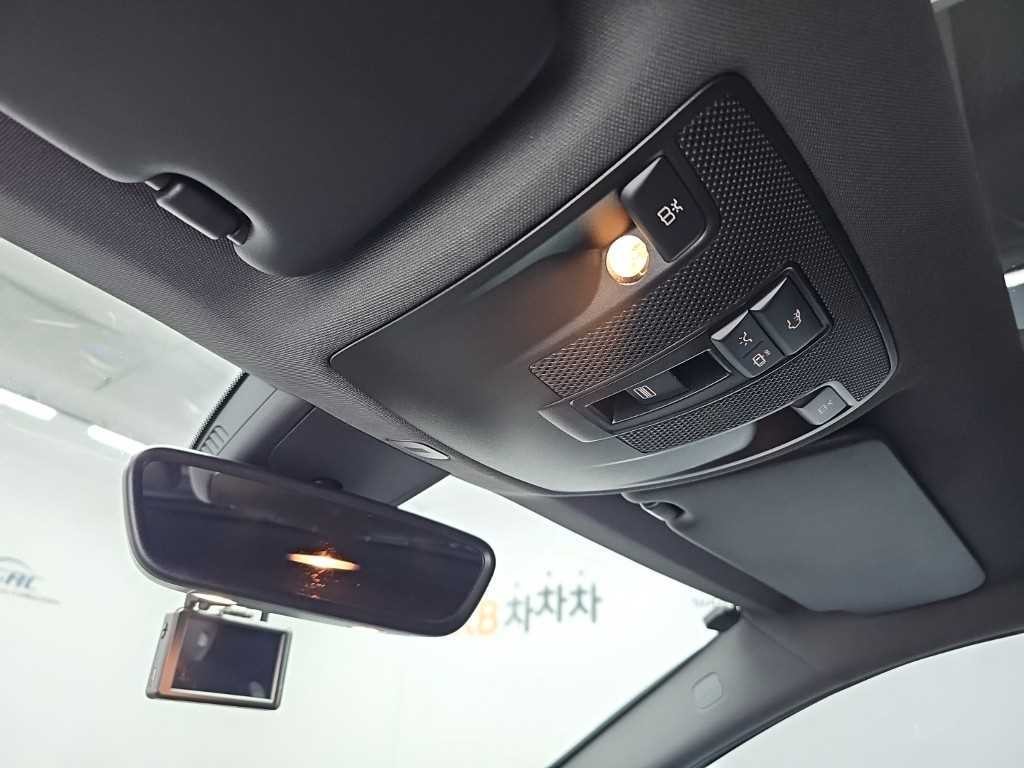 벤츠 A 클래스 A클래스 W176 A45 AMG 4MATIC 이미지 17