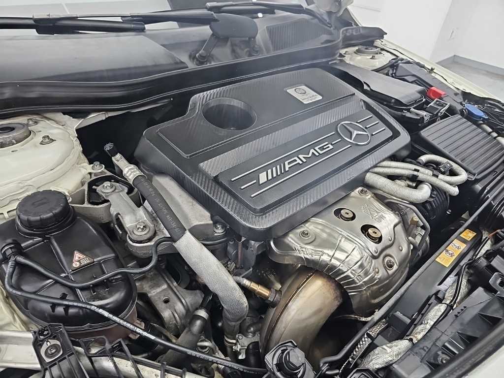 벤츠 A 클래스 A클래스 W176 A45 AMG 4MATIC 이미지 5