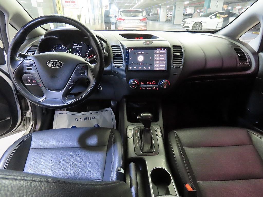 기아 K3 1.6 GDI 트렌디 이미지 10