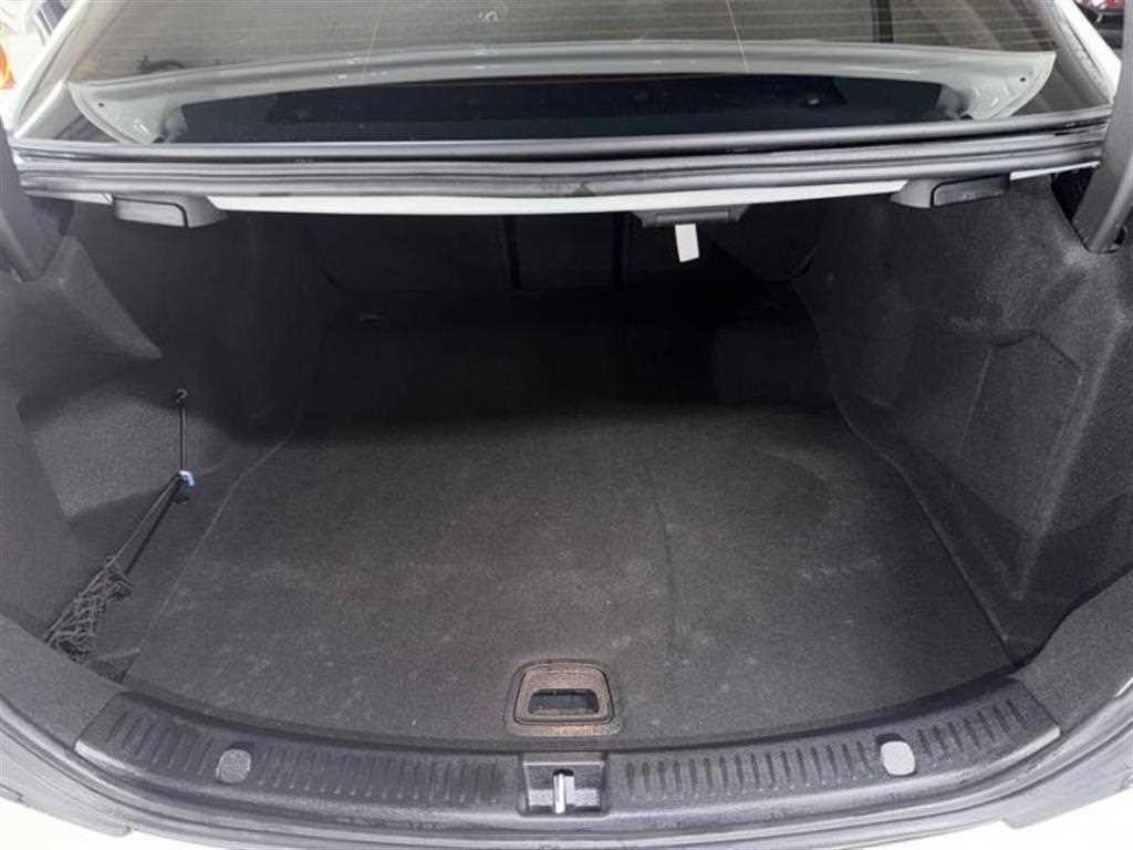 벤츠 E 클래스 E-클래스 W213 E220d 4MATIC AMG라인 이미지 16
