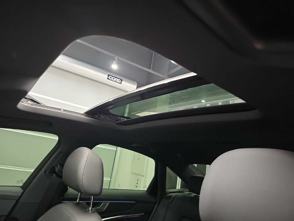 아우디 A6 A6 (C8) 45 TFSI 콰트로 프리미엄 이미지 14