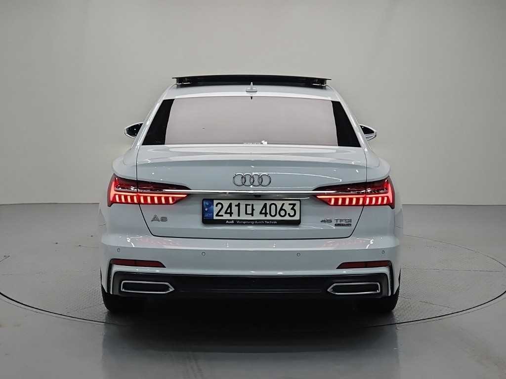 아우디 A6 A6 (C8) 45 TFSI 콰트로 프리미엄 이미지 3