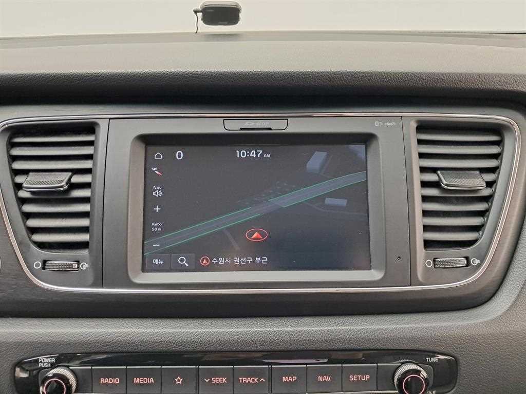 기아 카니발 더 뉴 카니발 디젤 9인승 럭셔리 이미지 9