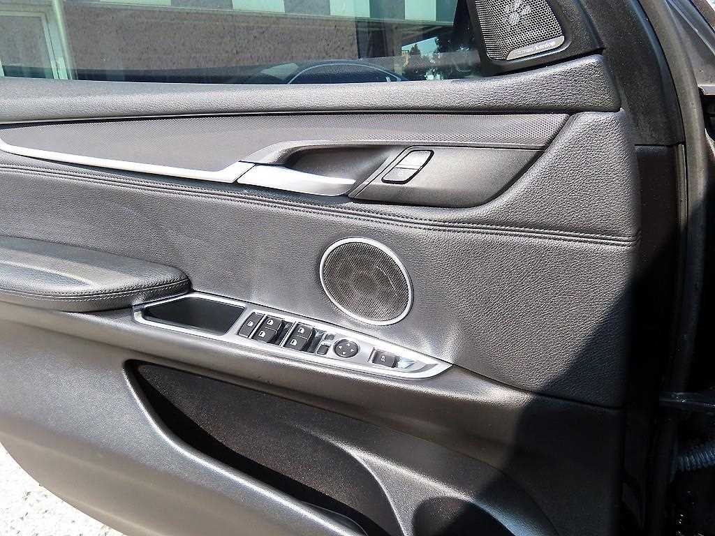BMW X5 X5 (F15) xDrive M50d 이미지 12