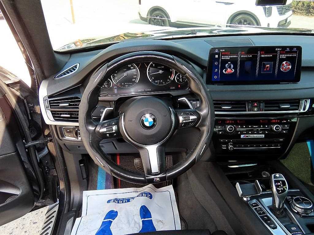 BMW X5 X5 (F15) xDrive M50d 이미지 8