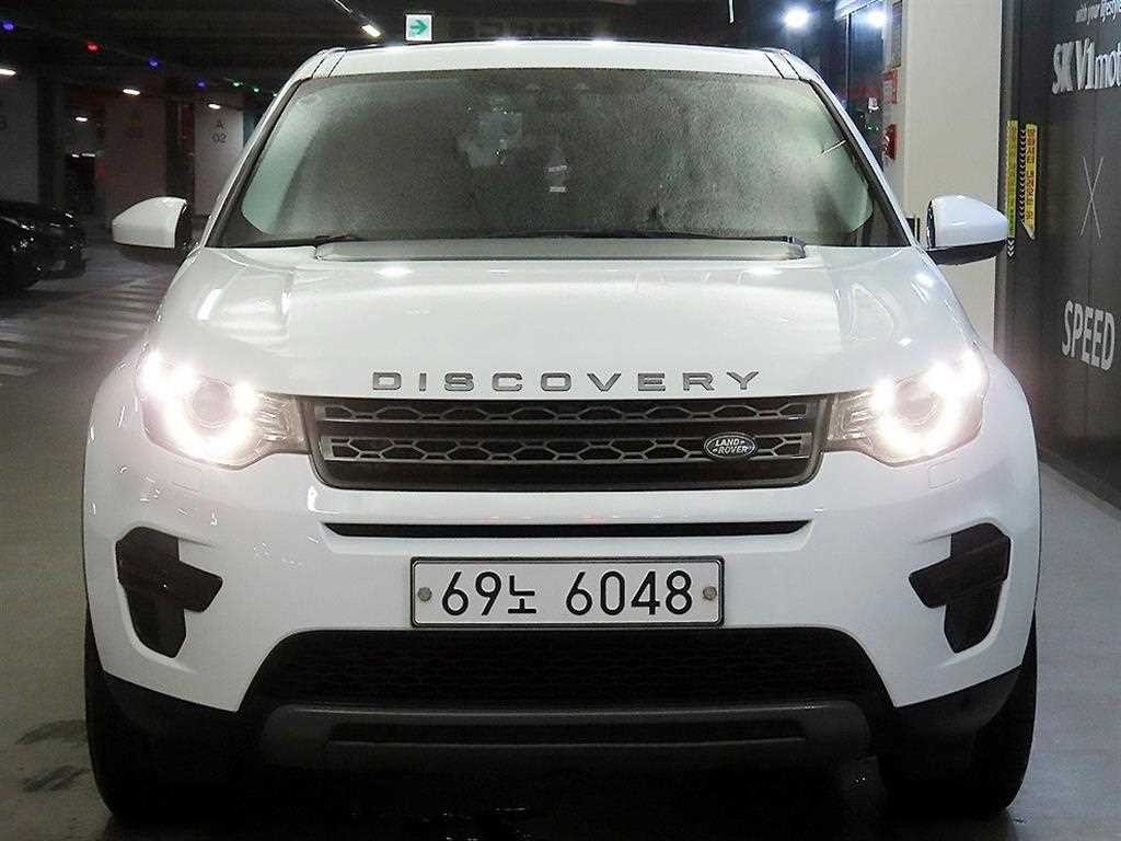 랜드로버 디스커버리 스포츠 2.0 TD4 SE 이미지 2