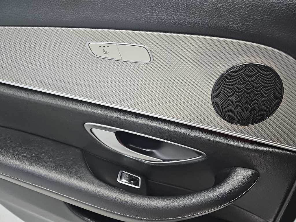 벤츠 E 클래스 E-클래스 W213 E300 아방가르드 이미지 13