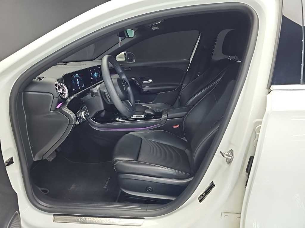 벤츠 A 클래스 A클래스 W177 A220 세단 이미지 11