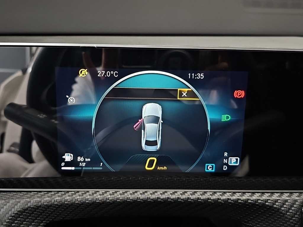 벤츠 A 클래스 A클래스 W177 A220 세단 이미지 6