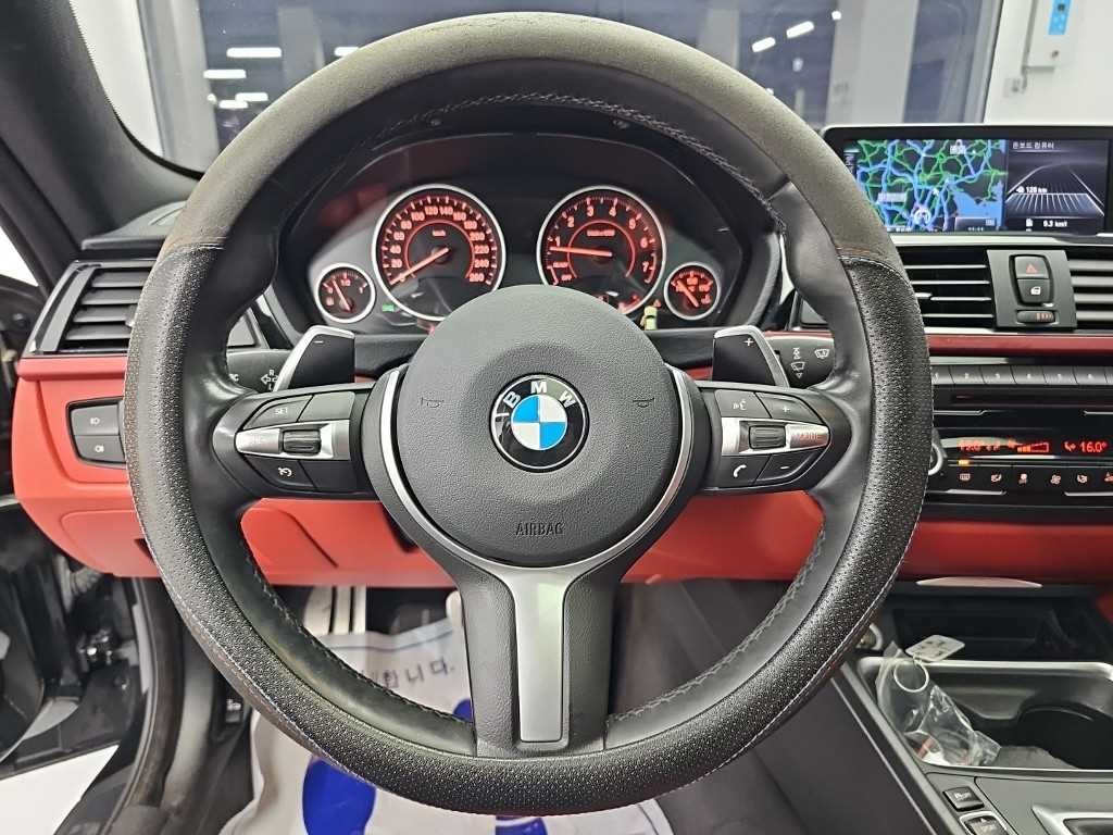 BMW 4시리즈 4시리즈 (F32) 428i 쿠페 M 스포츠 이미지 10