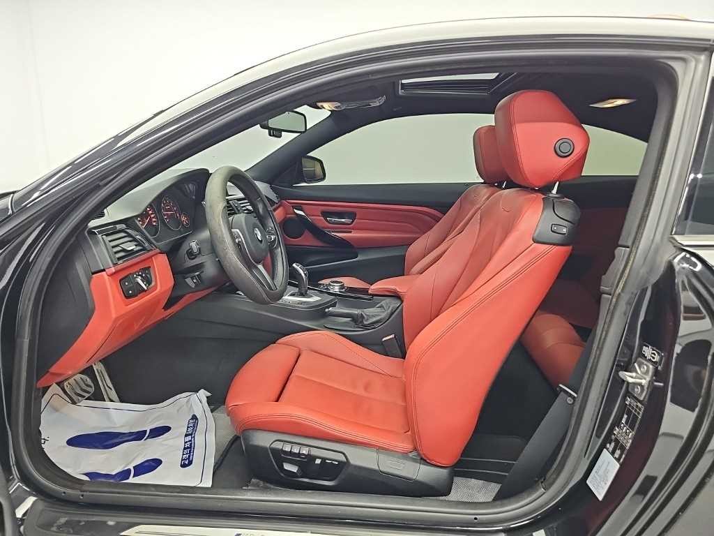 BMW 4시리즈 4시리즈 (F32) 428i 쿠페 M 스포츠 이미지 12