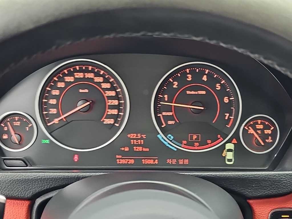 BMW 4시리즈 4시리즈 (F32) 428i 쿠페 M 스포츠 이미지 7