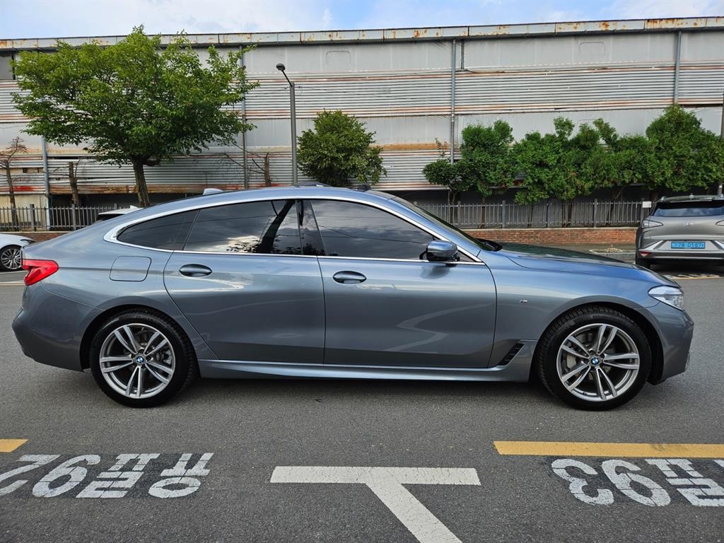 BMW 그란투리스모 6시리즈 GT (G32) 620d xDrive M 스포츠 이미지 3