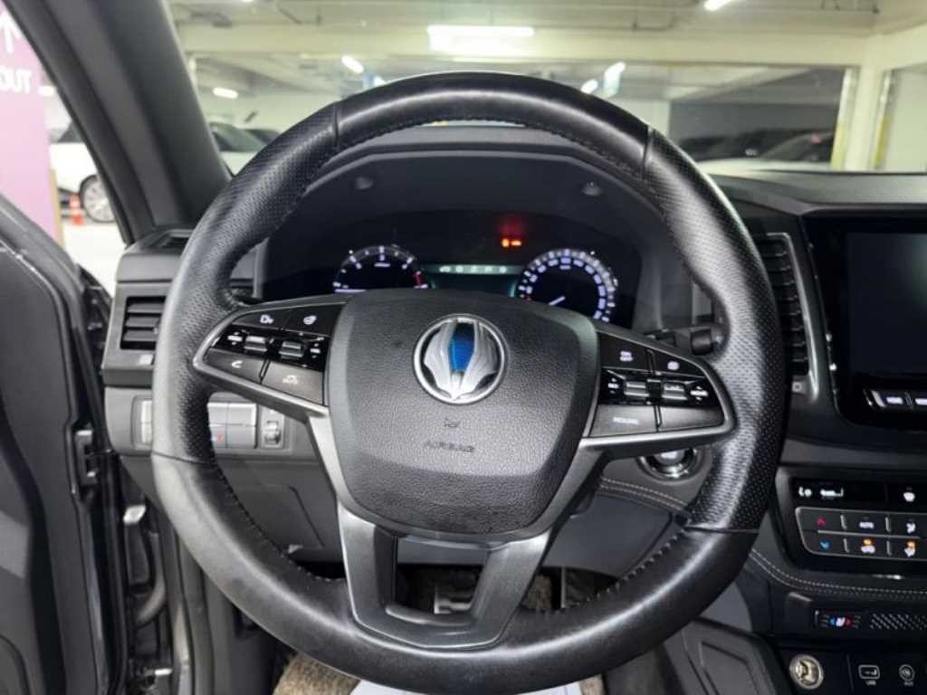 KG모빌리티(쌍용) 렉스턴 렉스턴 스포츠 4WD 디젤 2.2 프레스티지 스페셜 이미지 8