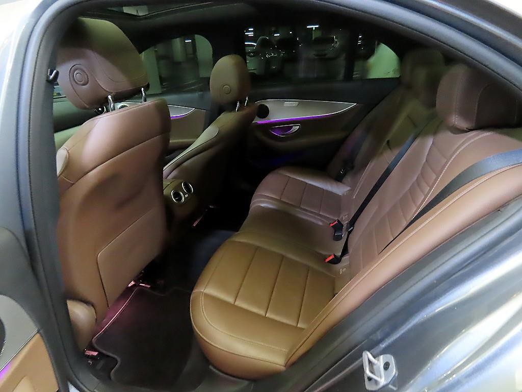 벤츠 E 클래스 E-클래스 W213 E300 아방가르드 이미지 7