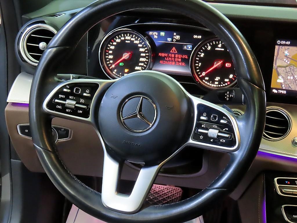 벤츠 E 클래스 E-클래스 W213 E300 아방가르드 이미지 8