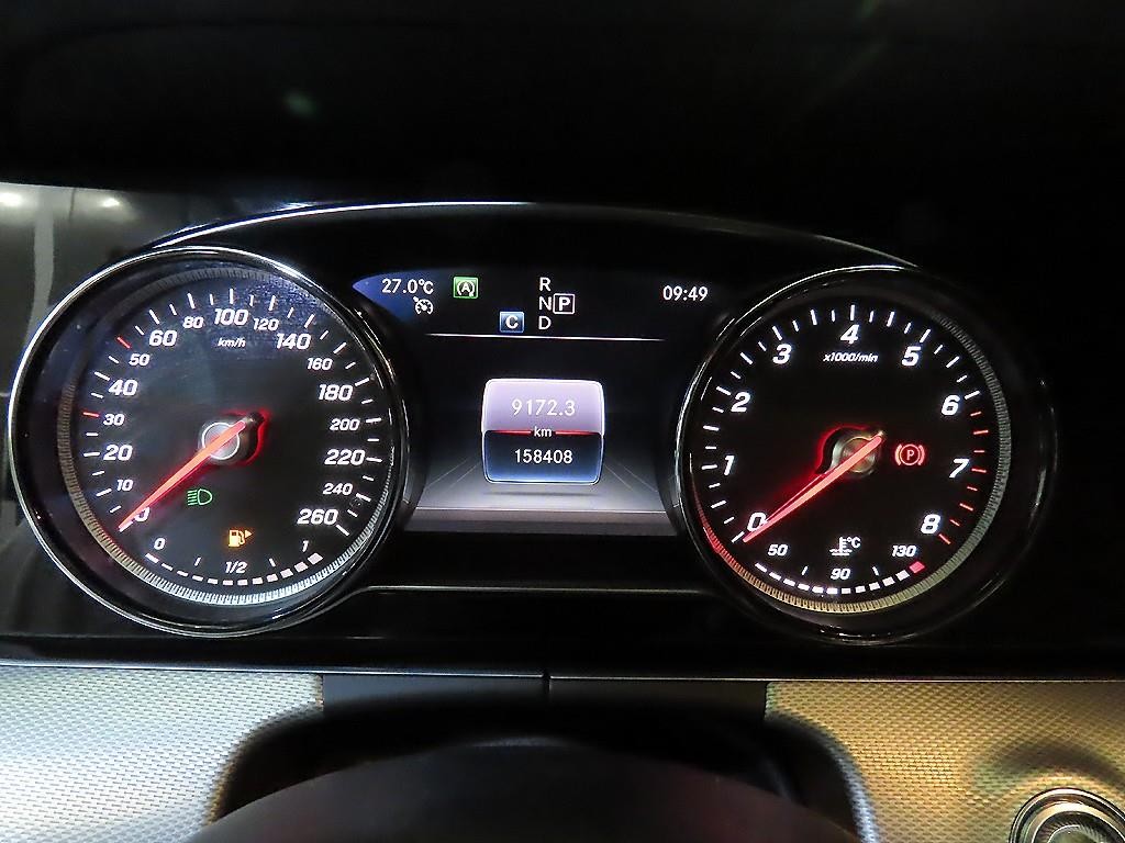 벤츠 E 클래스 E-클래스 W213 E300 아방가르드 이미지 9