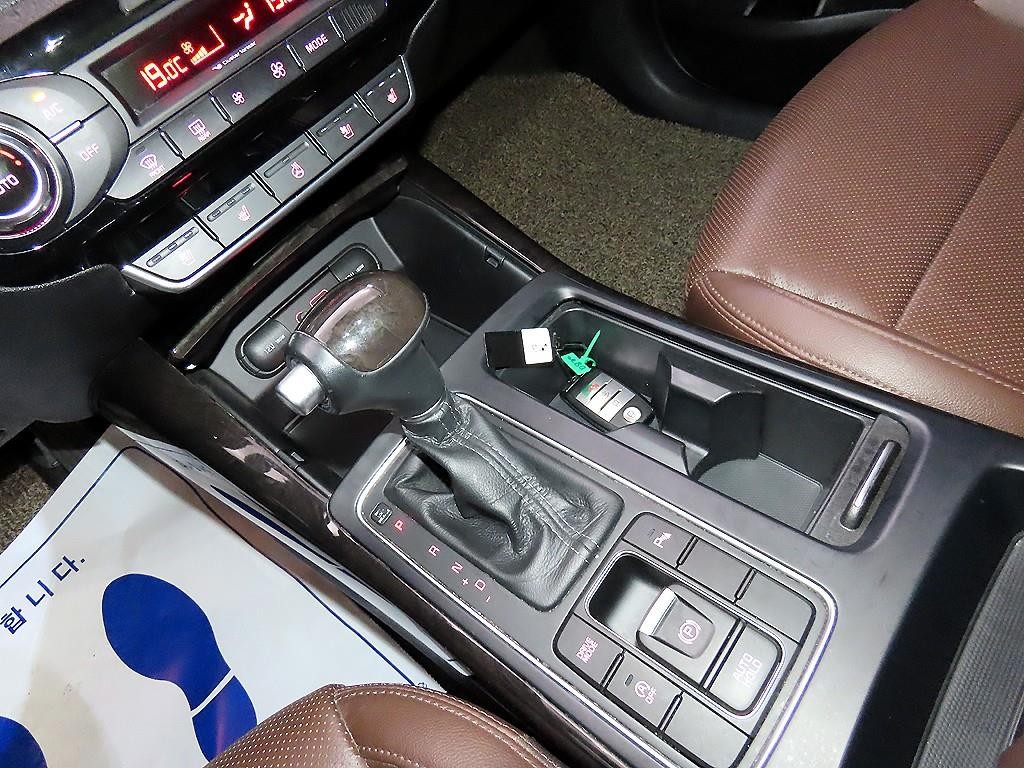 기아 쏘렌토 올 뉴 쏘렌토 디젤 2WD 2.0 노블레스 기본형 이미지 12