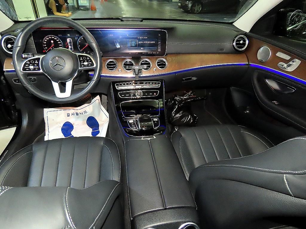벤츠 E 클래스 E-클래스 W213 E300 4MATIC 익스클루시브 이미지 10